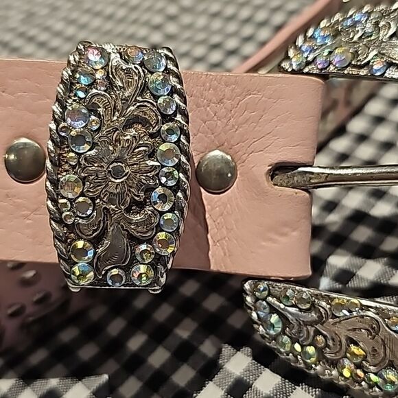 Nacoma ladies pink studded western belt size medium main image 10